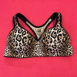 PINK Victoria's Secret Intimates & Sleepwear - Victoria secret pink yoga bra leopard print small PINK Victoria's Secret Intimates & Sleepwear - Victoria secret pink yoga bra leopard print small